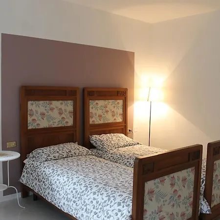 ベッド・アンド・ブレックファスト Le Querce 3*