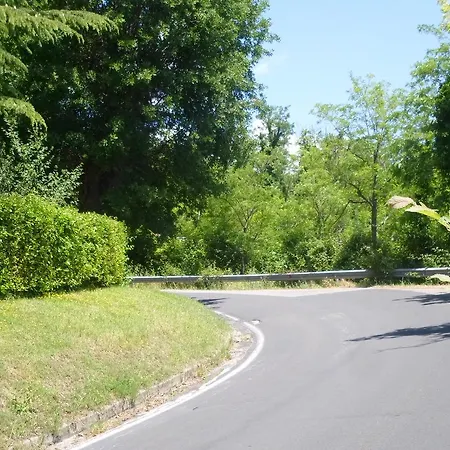 Le Querce ベッド・アンド・ブレックファスト 3*